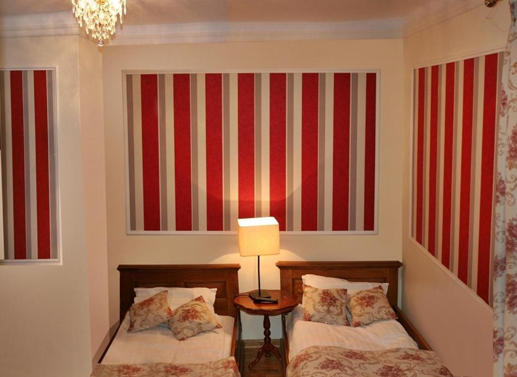 Aparthotel Palac Kurozwęki Zimmer foto